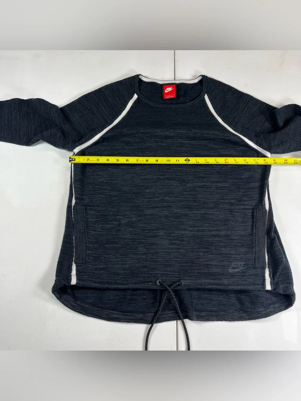 Nike Tech Knit Crew Sweatshirt Black White Training Gym Pockets Women’s L